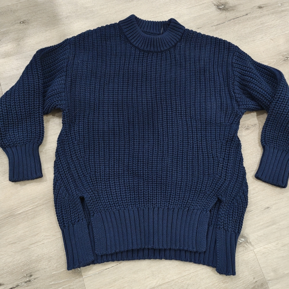 PISTOLA Sweater || Medium - Picture 2 of 2